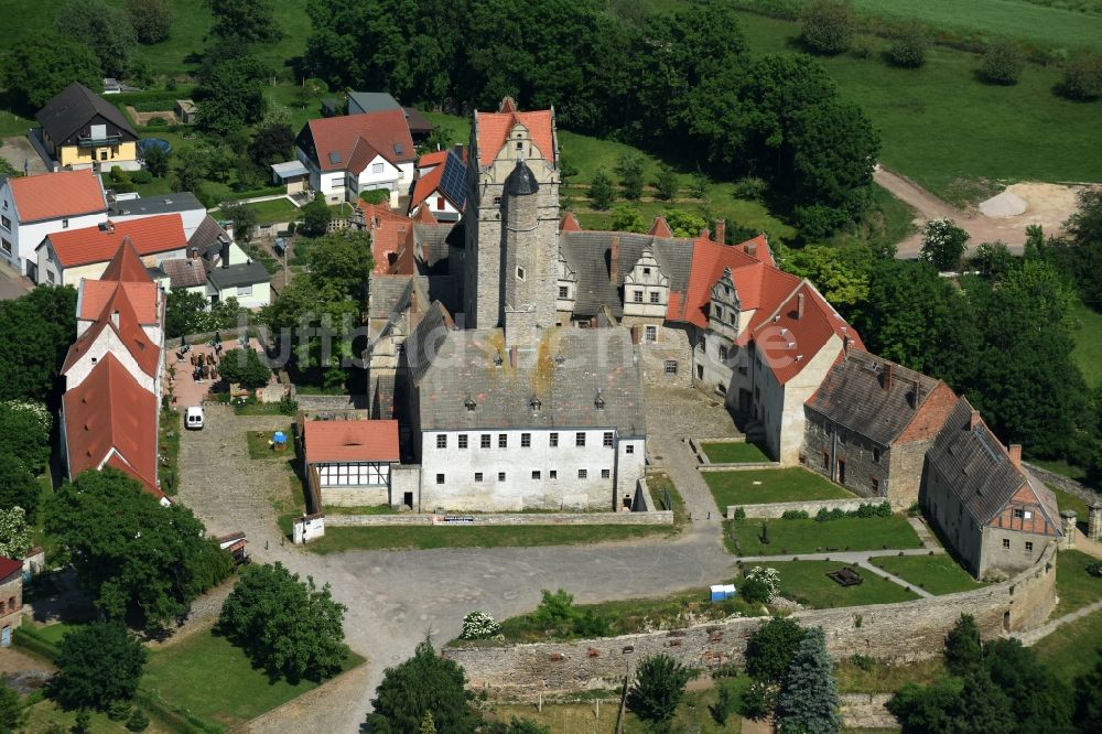 Luftbild Plötzkau - Burganlage des Schloss Plötzkau in Plötzkau im Bundesland Sachsen-Anhalt, Deutschland