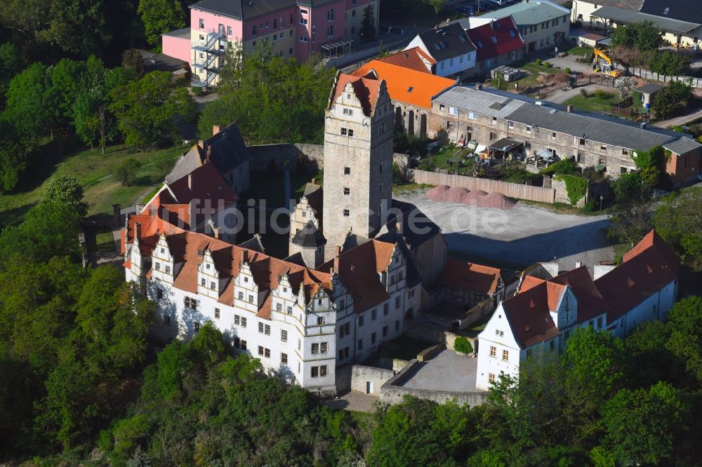 Luftbild Plötzkau - Burganlage des Schloss Plötzkau in Plötzkau im Bundesland Sachsen-Anhalt, Deutschland