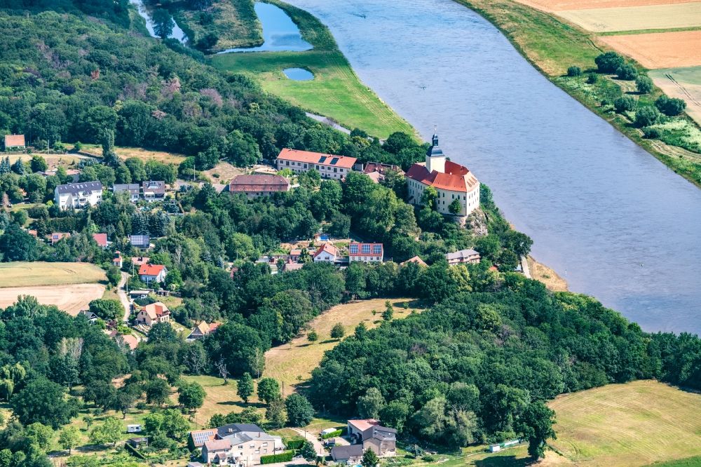 Luftbild Neuhirschstein - Burganlage des Schloss Schloss Hirschstein in Neuhirschstein im Bundesland Sachsen, Deutschland
