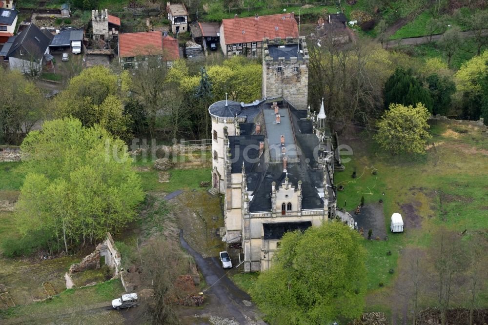Luftaufnahme Sommersdorf - Burganlage des Schloss am Schloßhof in Sommersdorf im Bundesland Sachsen-Anhalt
