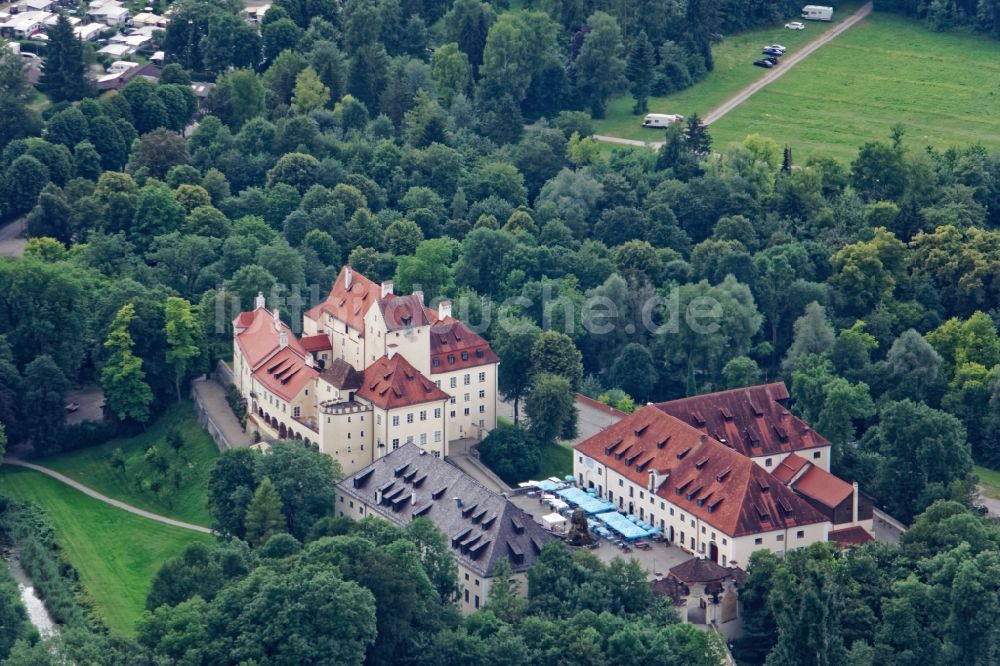Luftaufnahme Seefeld - Burganlage des Schloss in Seefeld im Bundesland Bayern, Deutschland