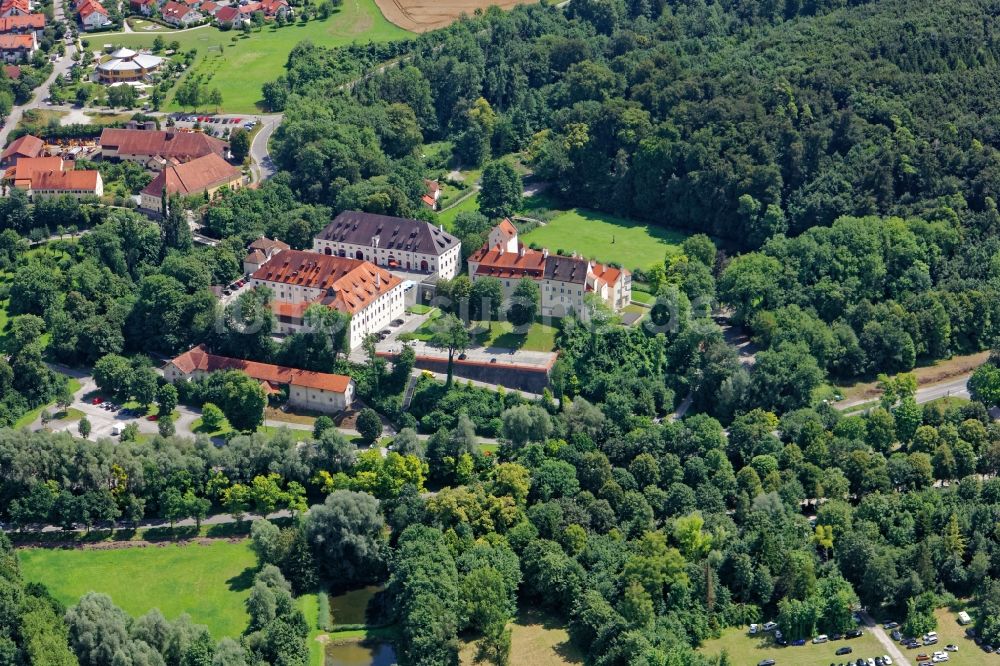 Luftbild Seefeld - Burganlage des Schloss in Seefeld im Bundesland Bayern, Deutschland