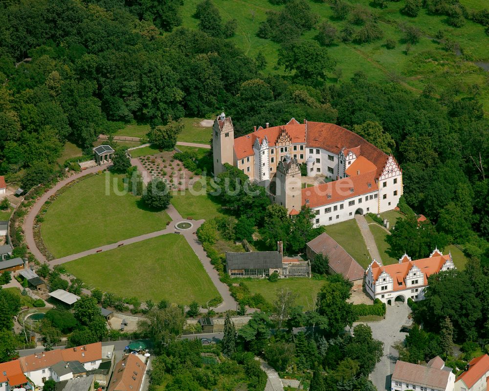 Strehla aus der Vogelperspektive: Burganlage des Schloss in Strehla im Bundesland Sachsen, Deutschland