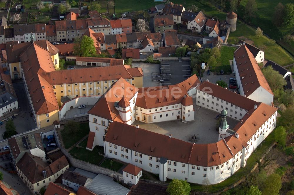 Luftaufnahme Sulzbach-Rosenberg - Burganlage des Schloss in Sulzbach-Rosenberg im Bundesland Bayern