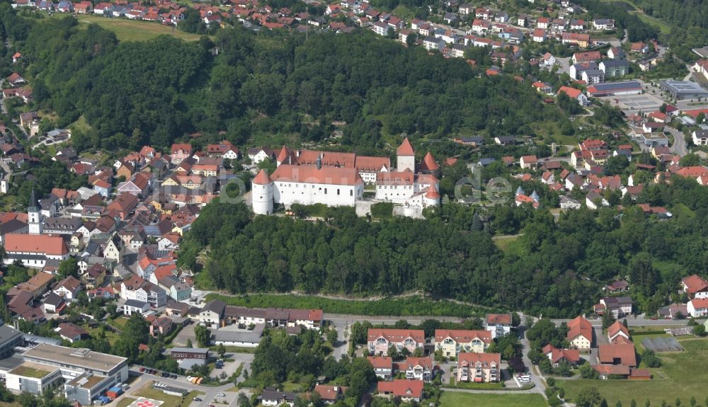 Luftbild Wörth an der Donau - Burganlage des Schloss Wörth an der Donau im Bundesland Bayern, Deutschland