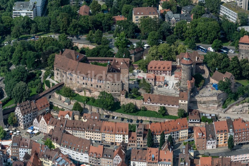 Nürnberg von oben - Burganlage der Veste Kaiserburg in Nürnberg im Bundesland Bayern, Deutschland