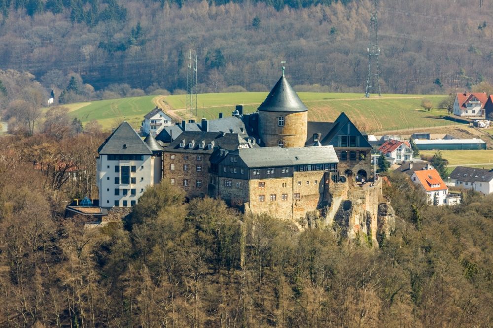 Luftaufnahme Waldeck - Burganlage der Veste Schloss Waldeck an der Schloßstraße in Waldeck im Bundesland Hessen, Deutschland