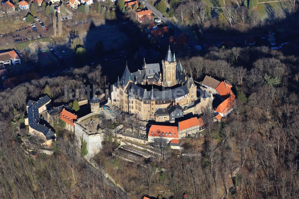 Wernigerode aus der Vogelperspektive: Burganlage der Veste - Schloss Wernigerode in Wernigerode im Bundesland Sachsen-Anhalt, Deutschland