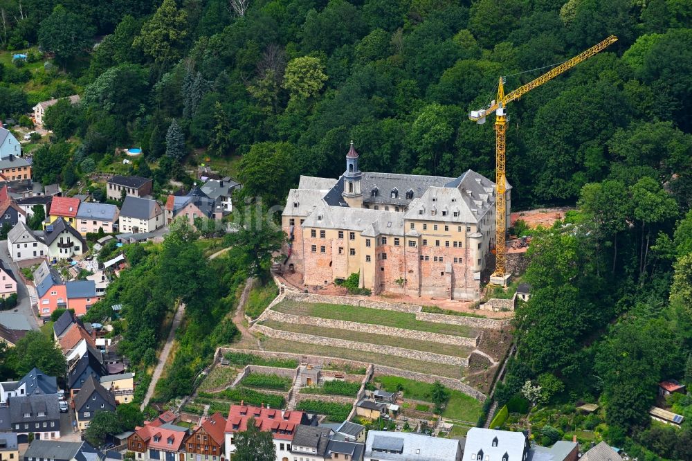 Luftbild Lichtenstein/Sachsen - Burganlage der Veste auf dem Schloßberg in Lichtenstein/Sachsen im Bundesland Sachsen, Deutschland