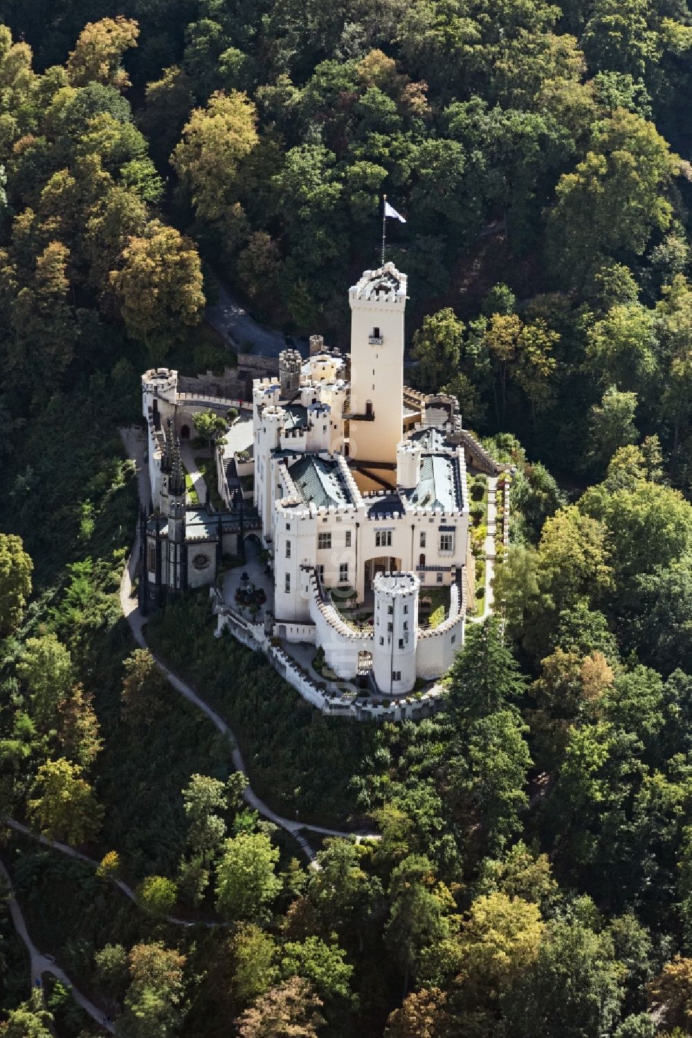Luftbild Koblenz - Burganlage der Veste Stolzenfels am Schlossweg in Koblenz im Bundesland Rheinland-Pfalz, Deutschland