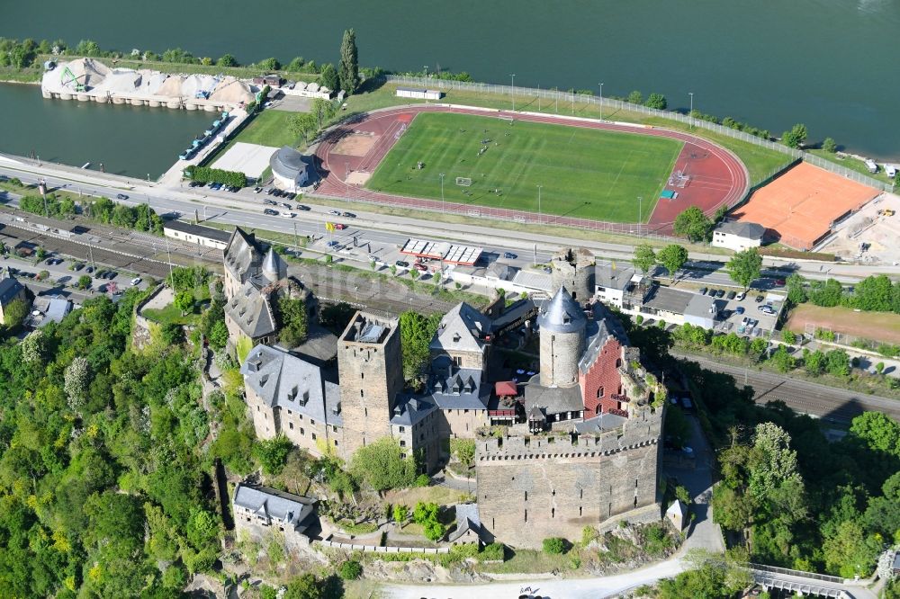 Luftbild Oberwesel - Burganlage der Veste Turmmuseum auf Schönburg in Oberwesel im Bundesland Rheinland-Pfalz, Deutschland