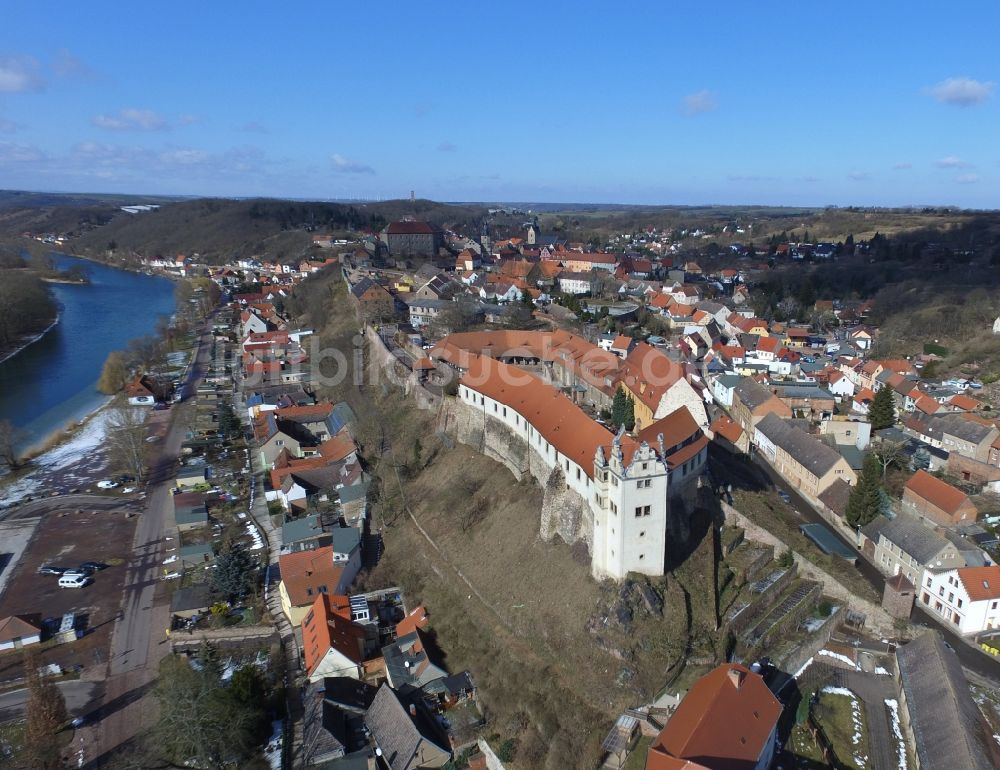 Luftaufnahme Wettin - Burganlage der Veste in Wettin im Bundesland Sachsen-Anhalt, Deutschland