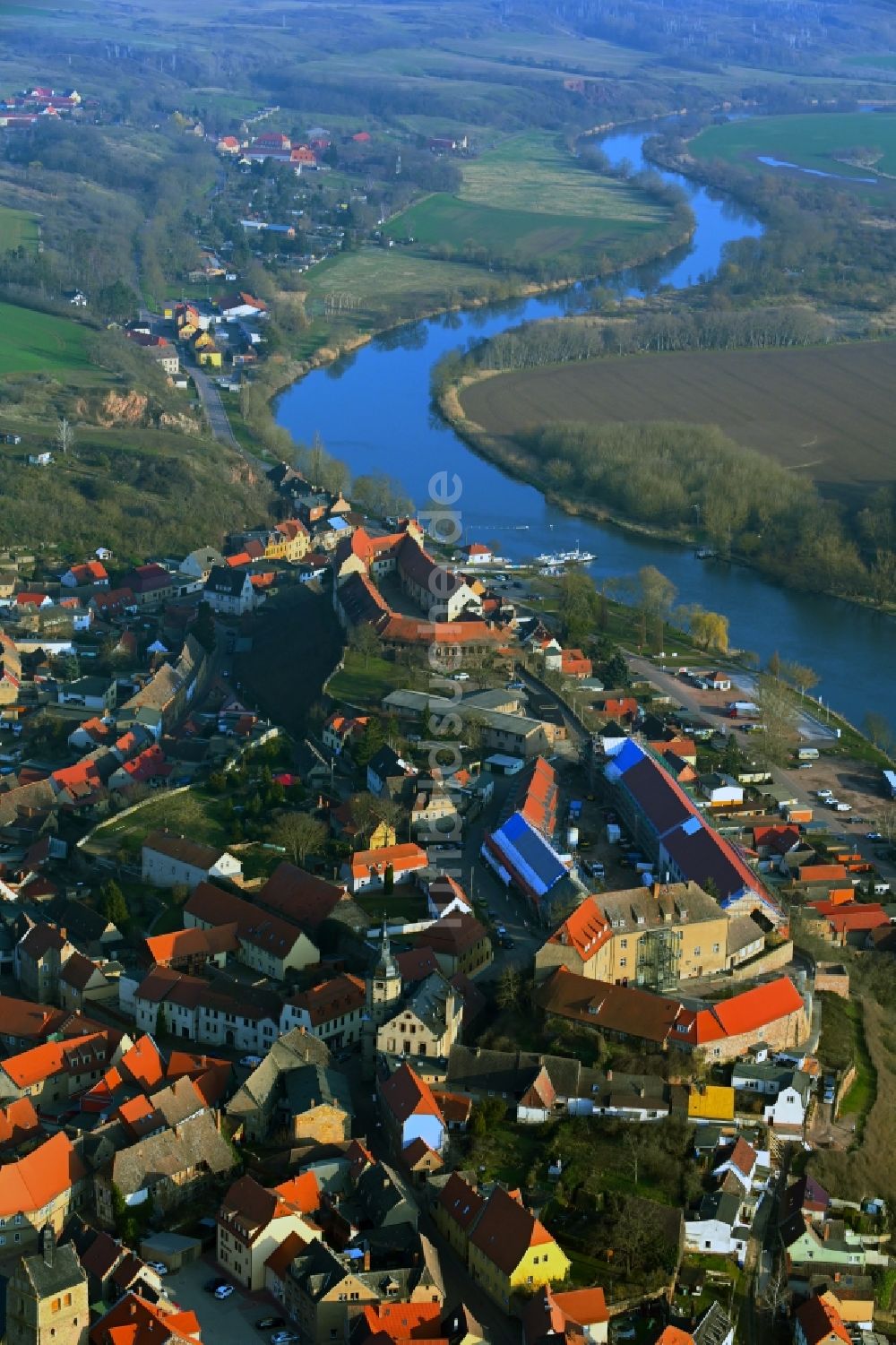 Luftbild Wettin - Burganlage der Veste in Wettin im Bundesland Sachsen-Anhalt, Deutschland