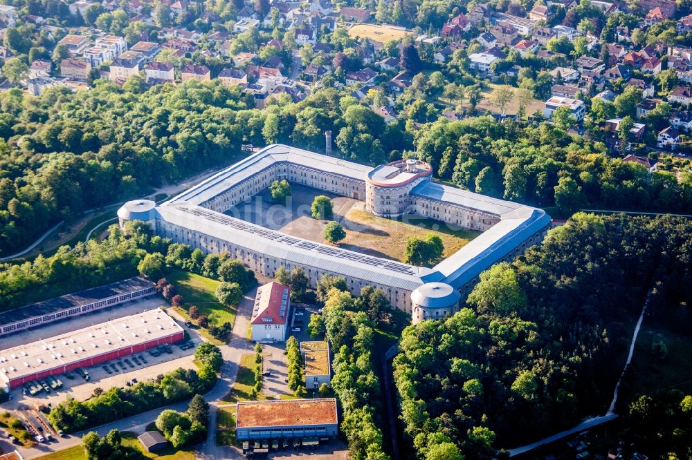 Ulm aus der Vogelperspektive: Burganlage der Veste Wilhelmsburg (Werk XII) in Ulm im Bundesland Baden-Württemberg, Deutschland