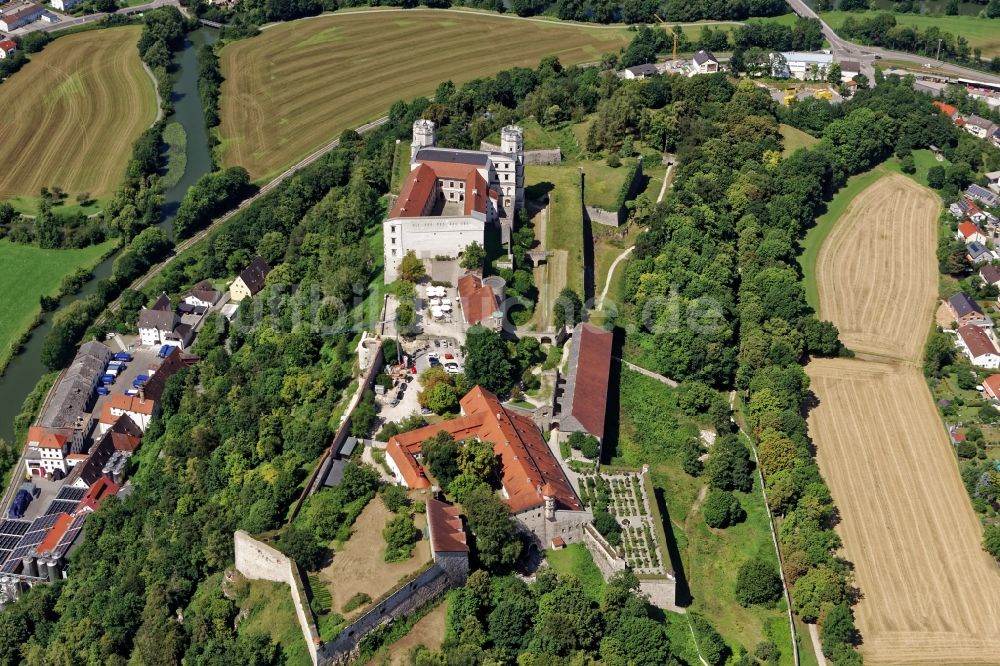 Eichstätt von oben - Burganlage Willibaldsburg in Eichstätt an der Altmühl im Bundesland Bayern