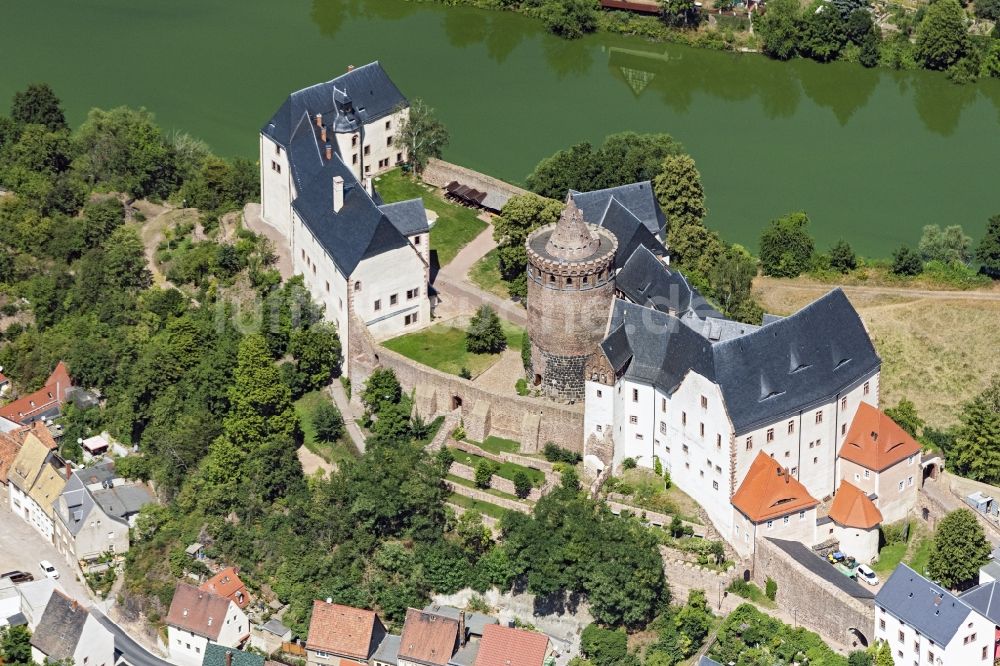 Leisnig aus der Vogelperspektive: Burgmauern Mildenstein in Leisnig im Bundesland Sachsen, Deutschland