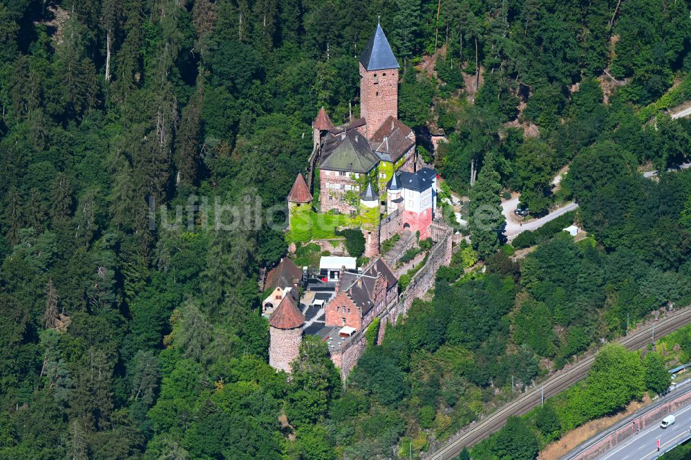 Zwingenberg von oben - Burgmauern in Zwingenberg im Bundesland Baden-Württemberg, Deutschland