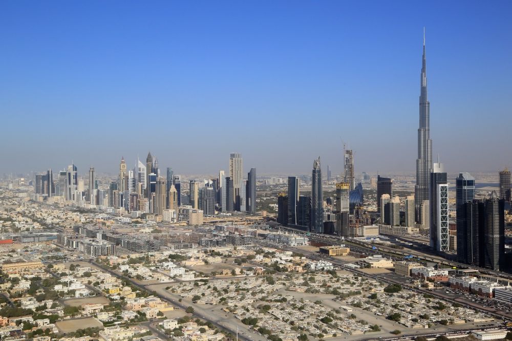 Luftaufnahme Dubai - Burj Khalifa und Hochhäuser in Dubai in Vereinigte Arabische Emirate