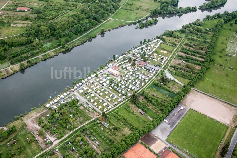 Luftaufnahme Volkach - Campingplatz Ankergrund am Main-Uferin Volkach im Bundesland , Deutschland