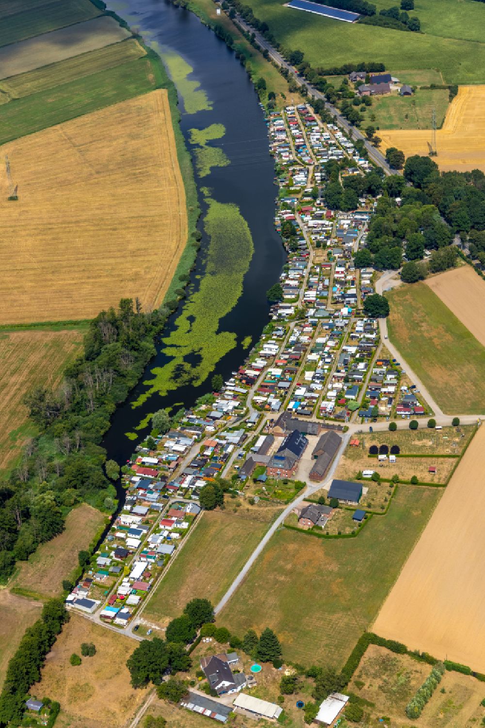 Luftbild Hamminkeln - Campingplatz mit Wohnwagen und Zelten am Hagener Meer in Hamminkeln im Bundesland Nordrhein-Westfalen, Deutschland