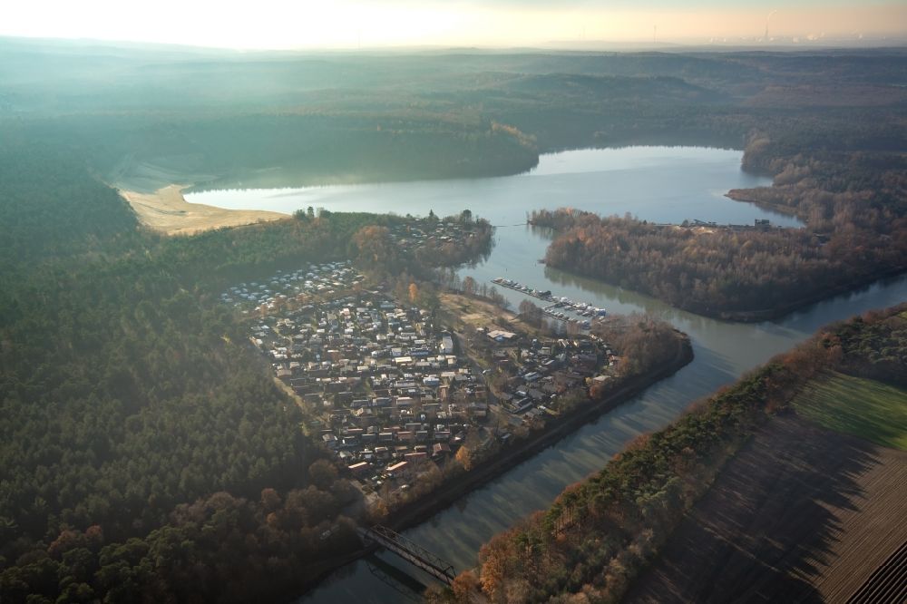 Haltern am See von oben - Campingplatz mit Wohnwagen und Zelten im Ortsteil Flaesheim in Haltern am See im Bundesland Nordrhein-Westfalen, Deutschland