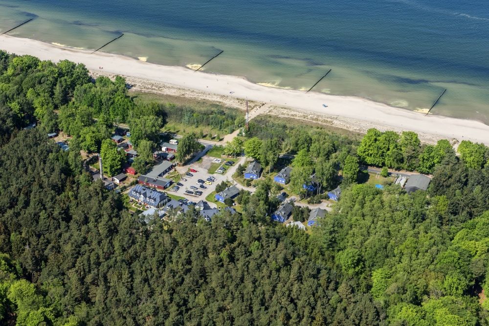 Luftbild Ückeritz - Campingplatz mit Wohnwagen und Zelten im Ortsteil Kölpinsee in Ückeritz im Bundesland Mecklenburg-Vorpommern