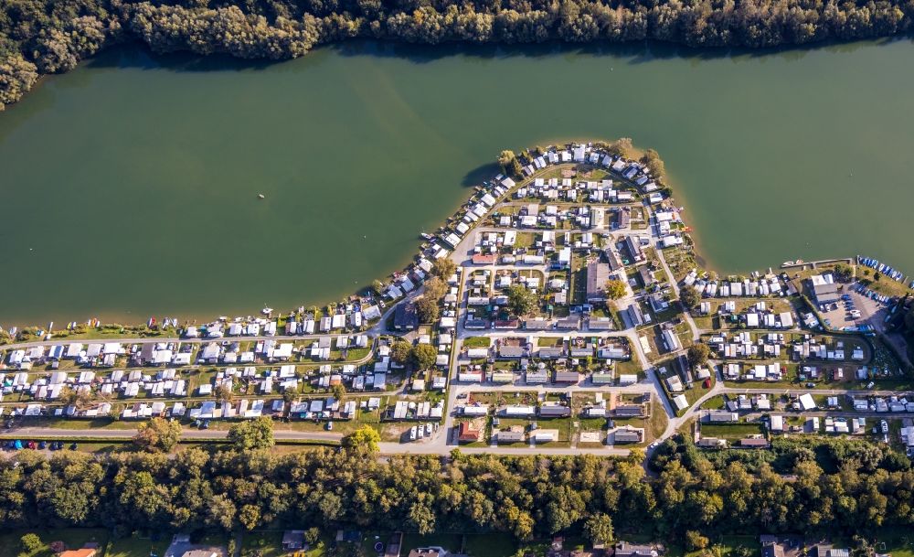 Luftbild Lippstadt - Campingplatz mit Wohnwagen und Zelten im Ortsteil Lipperbruch in Lippstadt im Bundesland Nordrhein-Westfalen, Deutschland