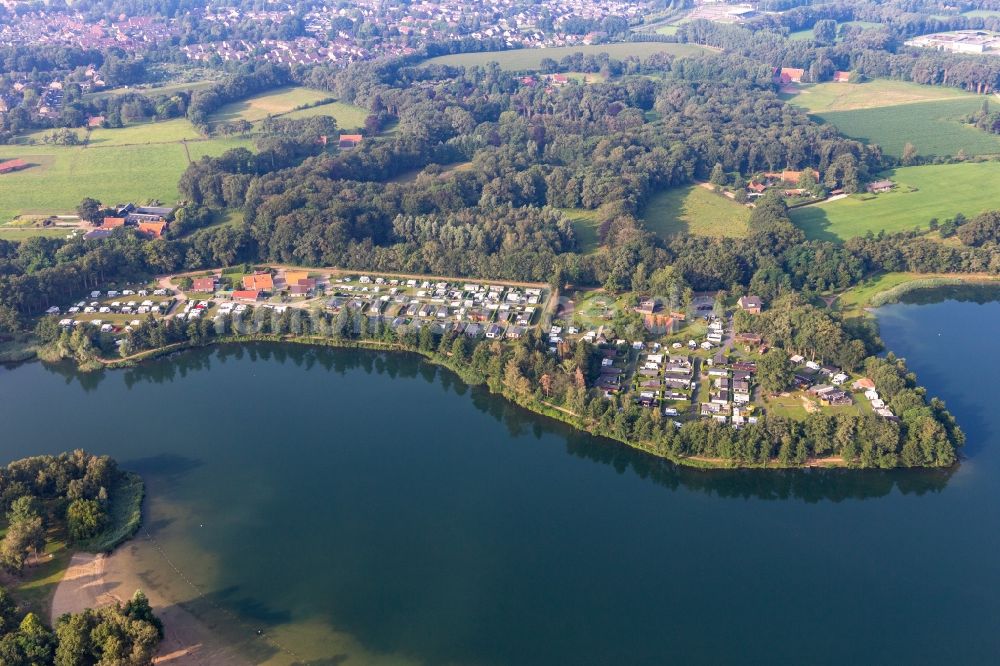 Luftaufnahme Winterswijk - Campingplatz mit Wohnwagen und Zelten in Winterswijk in Gelderland, Niederlande