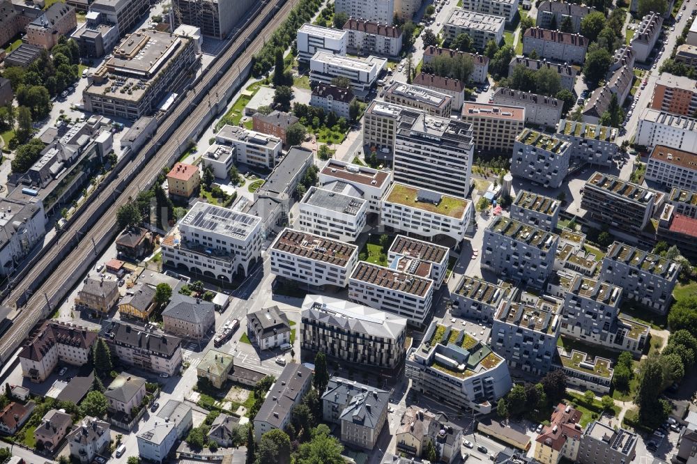 Luftbild Salzburg - Campus- Gebäude der Universität Paracelsus Medizinische Privatuniversität in Salzburg in Österreich