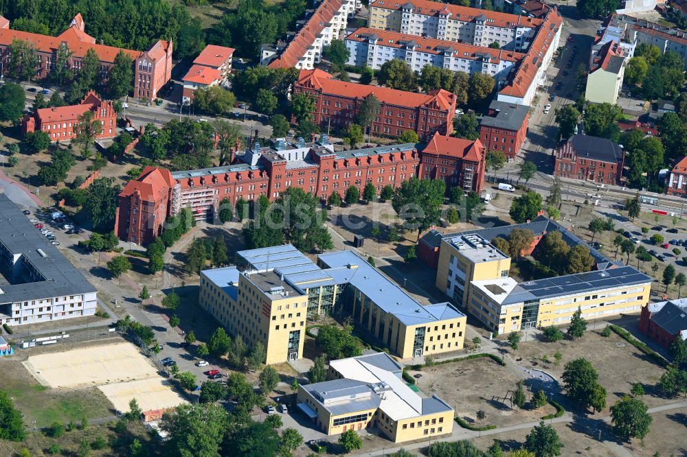 Luftbild Brandenburg an der Havel - Campus- Gebäude der Universität der Technische Hochschule in Brandenburg an der Havel im Bundesland Brandenburg, Deutschland