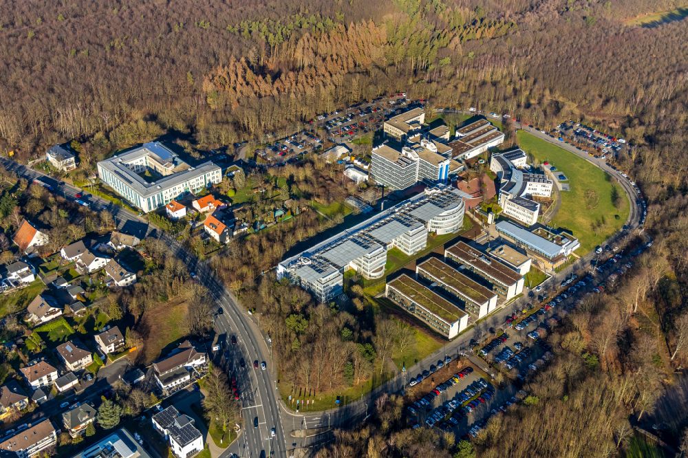 Hagen aus der Vogelperspektive: Campus- Gebäude der FernUniversität Hagen in Hagen im Bundesland Nordrhein-Westfalen