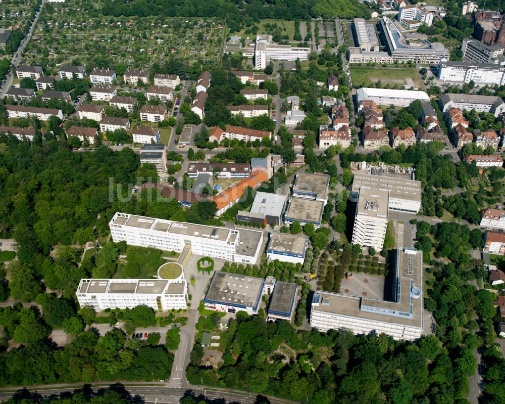 Karlsruhe von oben - Campus- Gebäude der Hochschule KIT Campus Ost am Fasanenweg im Ortsteil Oststadt in Karlsruhe im Bundesland Baden-Württemberg, Deutschland