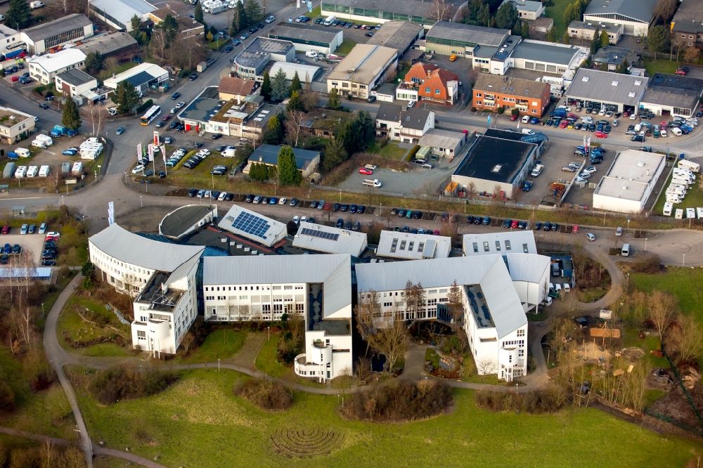 Luftbild Witten - Campus- Gebäude der privaten Universität Witten/Herdecke in Witten im Bundesland Nordrhein-Westfalen