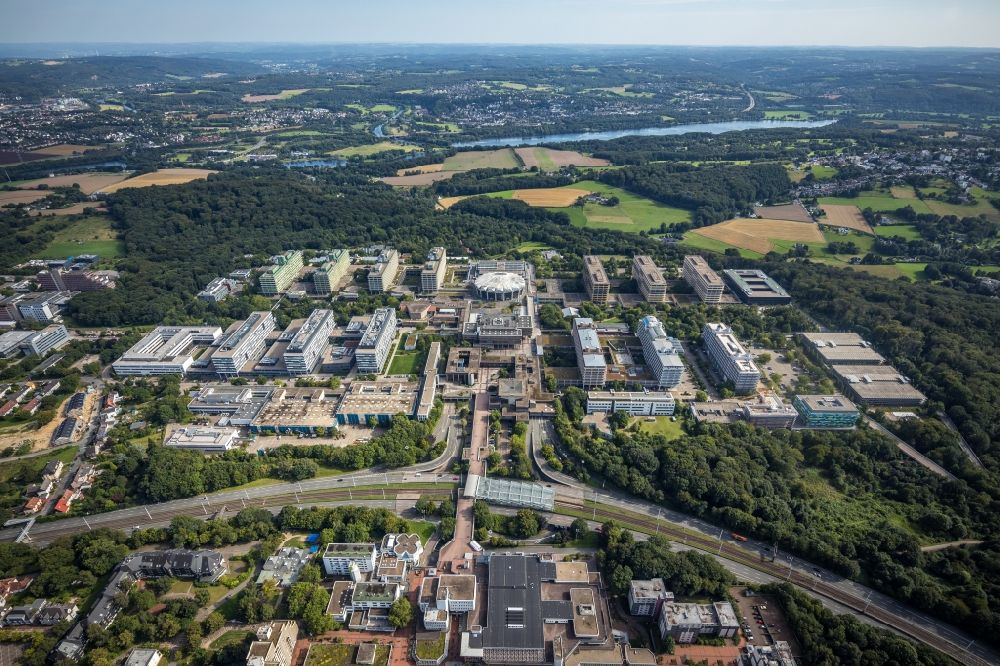 Bochum von oben - Campus- Gebäude der Ruhr-Universität in Bochum im Bundesland Nordrhein-Westfalen