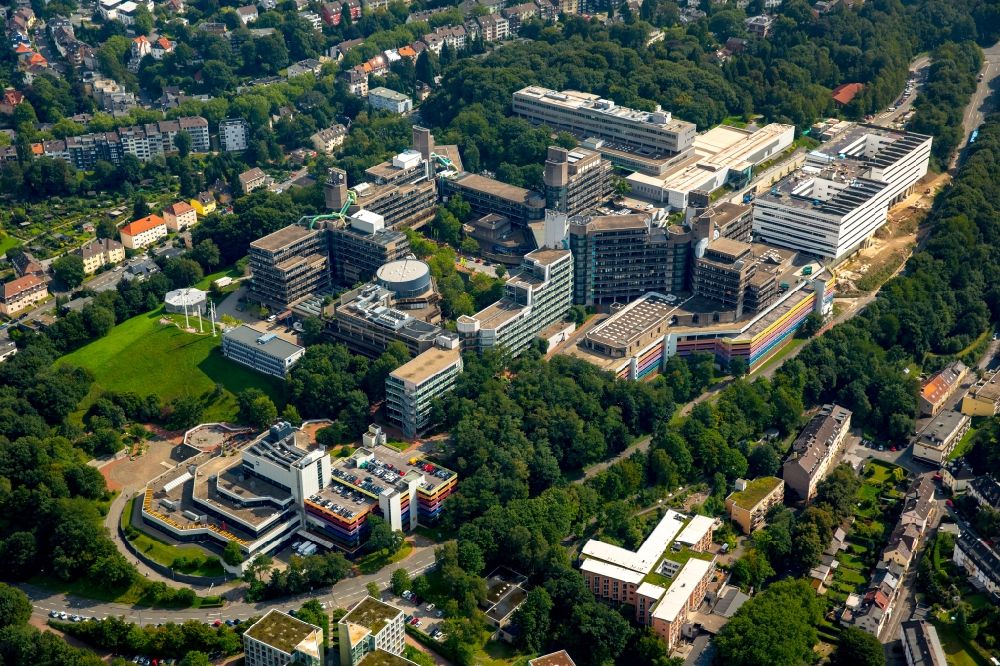 Wuppertal aus der Vogelperspektive: Campus- Gebäude der Universität Bergische Universität Wuppertal in Wuppertal im Bundesland Nordrhein-Westfalen