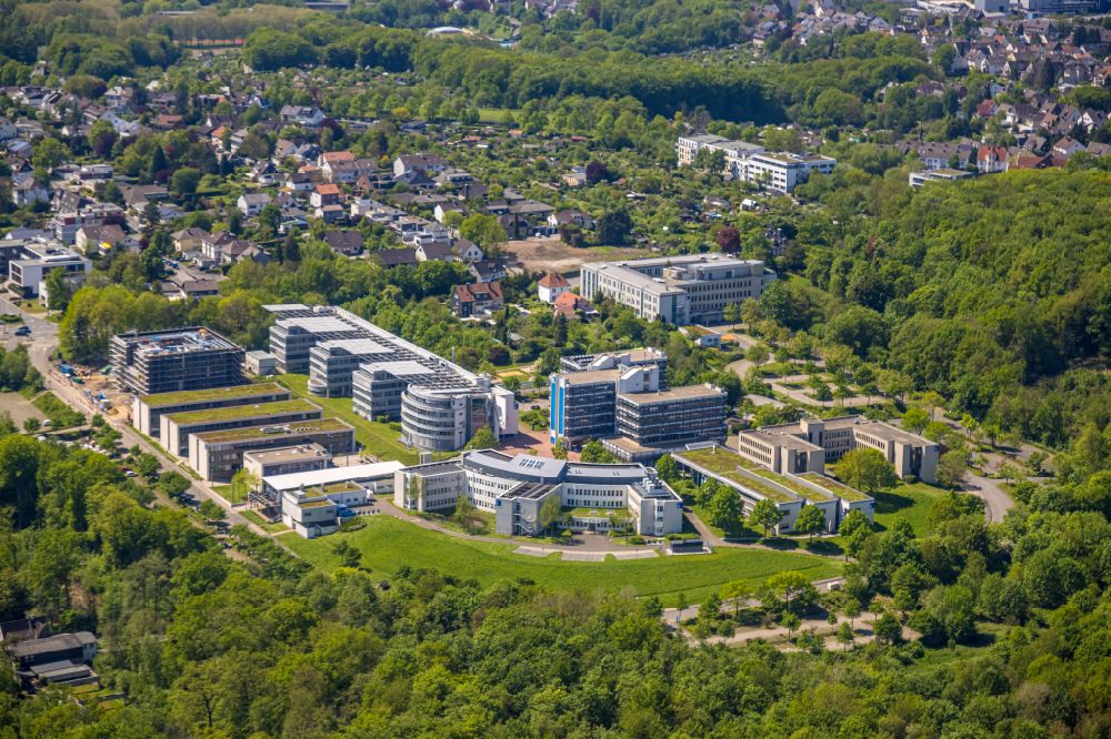 Hagen von oben - Campus- Gebäude der Universität FernUniversität Hagen in Hagen im Bundesland Nordrhein-Westfalen, Deutschland