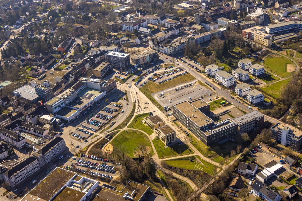 Heiligenhaus von oben - Campus- Gebäude der Universität Grüner Campus Velbert / Heiligenhaus der Hochschule Bochum in Heiligenhaus im Bundesland Nordrhein-Westfalen, Deutschland