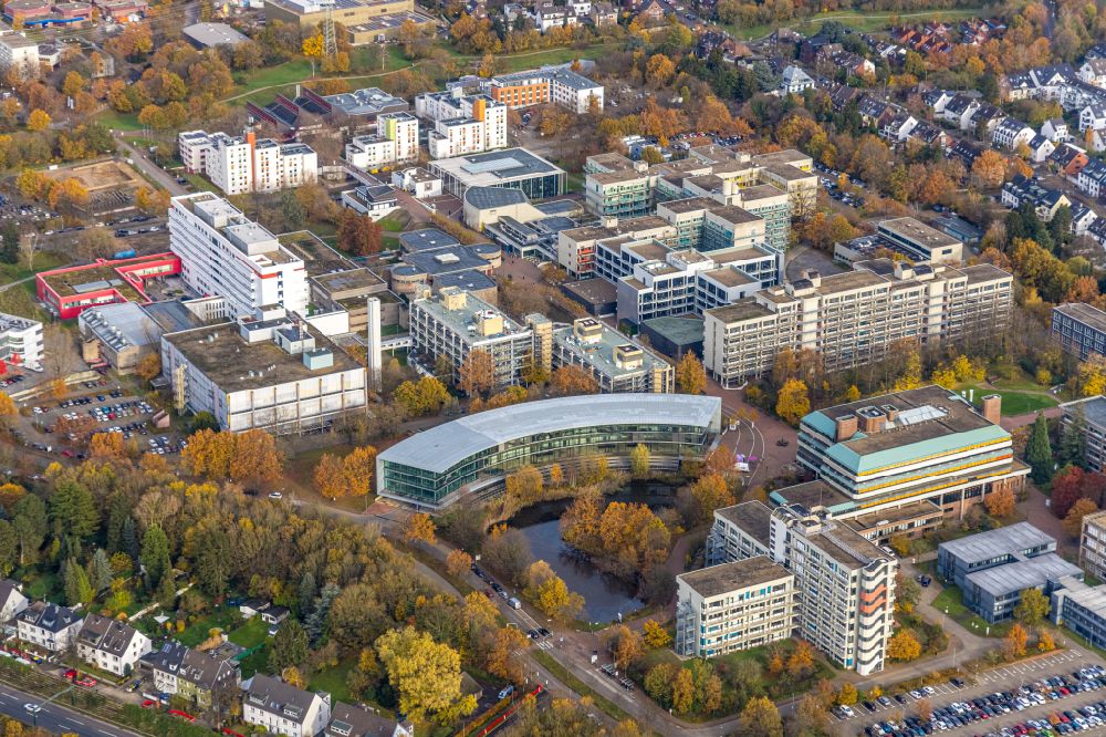 Luftbild Düsseldorf - Campus- Gebäude der Universität Heinrich-Heine-Universität Düsseldorf im Ortsteil Bilk in Düsseldorf im Bundesland Nordrhein-Westfalen, Deutschland