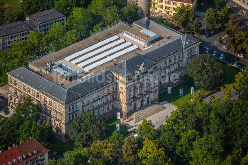 Würzburg aus der Vogelperspektive: Campus- Gebäude der Universität Neue Universität Würzburg in Würzburg im Bundesland Bayern, Deutschland