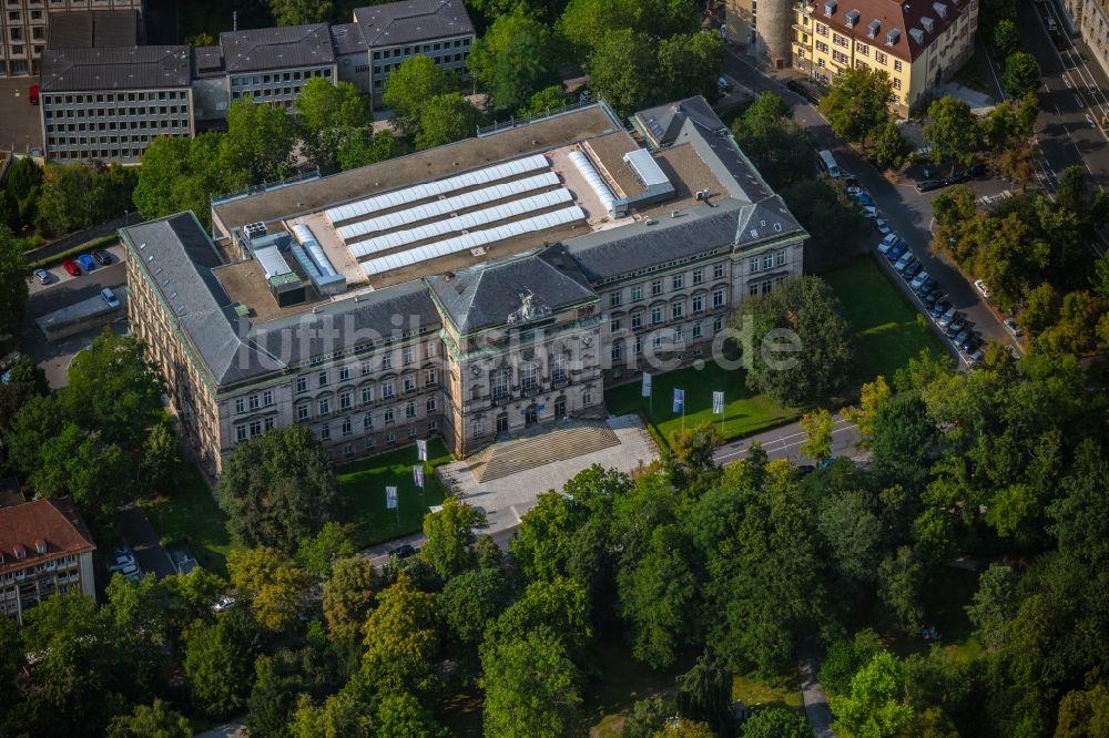 Würzburg aus der Vogelperspektive: Campus- Gebäude der Universität Neue Universität Würzburg in Würzburg im Bundesland Bayern, Deutschland