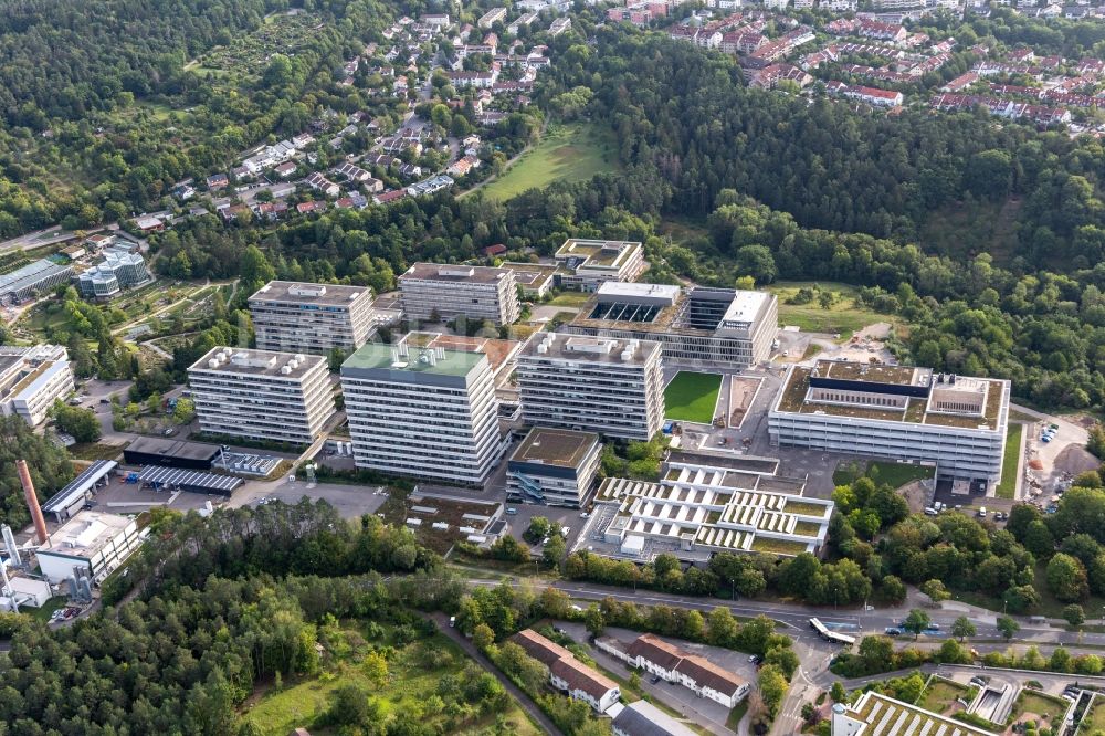 Tübingen aus der Vogelperspektive: Campus- Gebäude der Universität in Tübingen im Bundesland Baden-Württemberg, Deutschland
