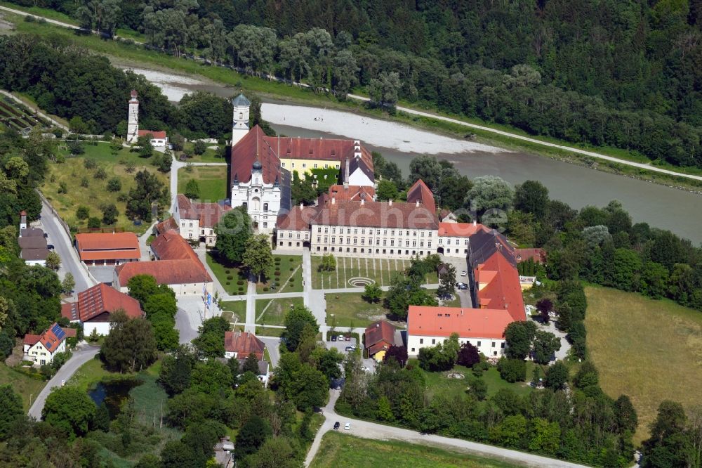 Luftaufnahme Raitenhaslach - Campus- Gebäude der Universität TUM Akademiezentrum in Raitenhaslach im Bundesland Bayern, Deutschland