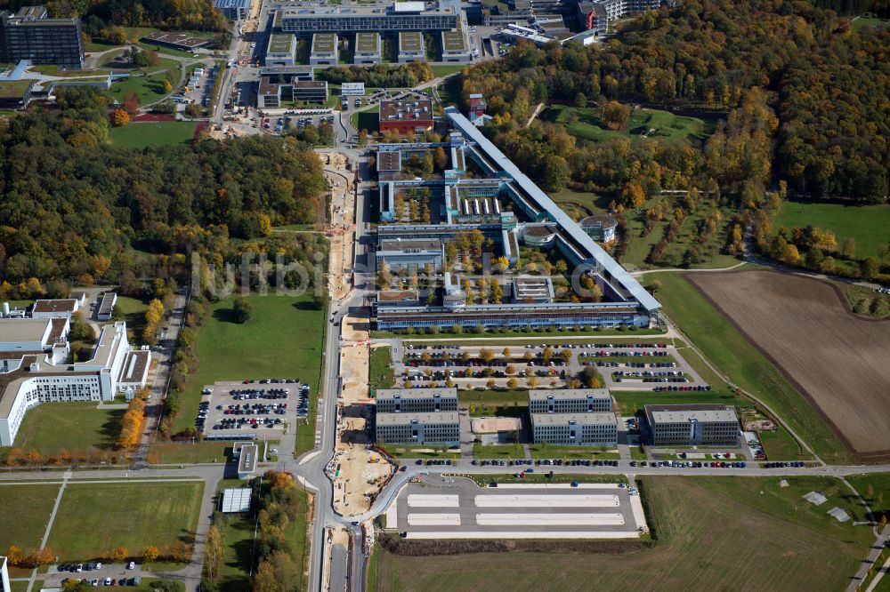 Luftbild Ulm - Campus- Gebäude der Universität Ulm mit Institut für Elektronische Bauelemente und Schaltungen in Ulm im Bundesland Baden-Württemberg, Deutschland