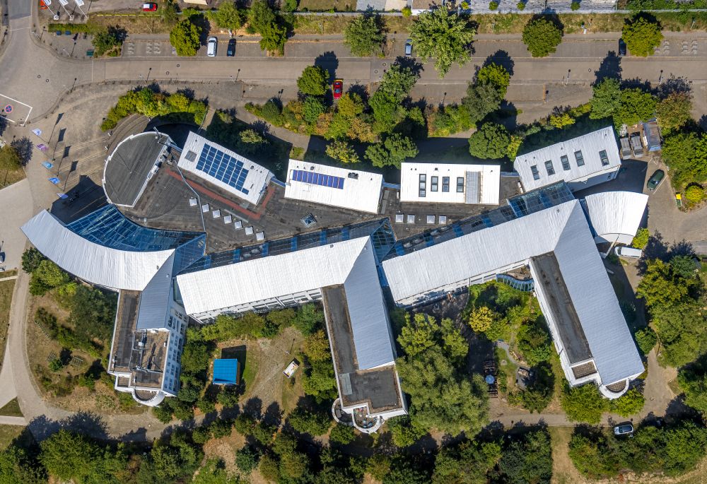 Luftaufnahme Witten - Campus- Gebäude der Universität Witten/Herdecke in Witten im Bundesland Nordrhein-Westfalen, Deutschland