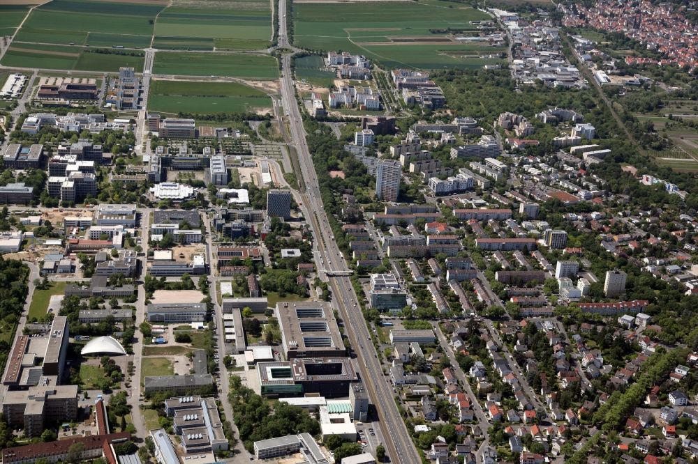 Luftaufnahme Mainz - Campus - Gelände der Johannes Gutenberg Universität in Mainz im Bundesland Rheinland-Pfalz