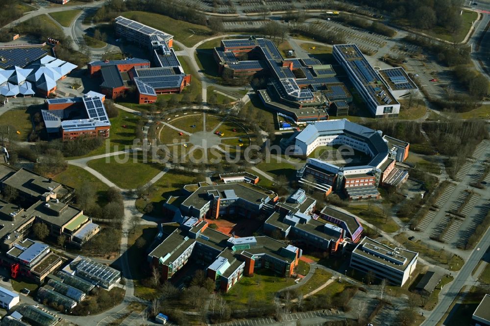 Bayreuth aus der Vogelperspektive: Campus- Gelände der Universität Bayreuth im Ortsteil Frankengut in Bayreuth im Bundesland Bayern, Deutschland