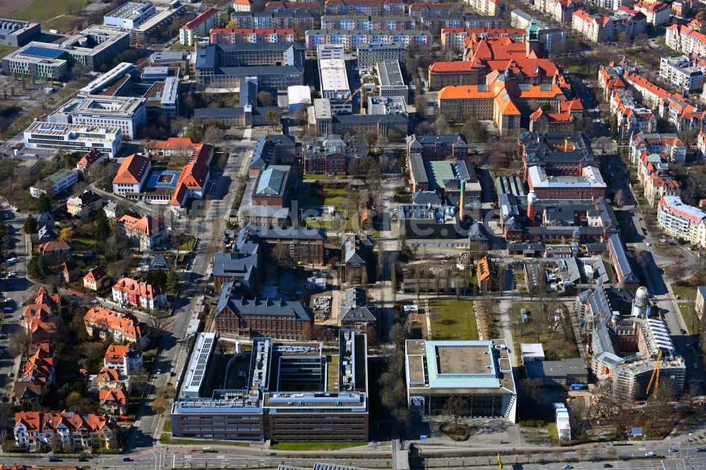 Luftaufnahme Dresden - Campus- Gelände der Universität Technische Universität Dresden an der Bergstraße in Dresden im Bundesland Sachsen, Deutschland