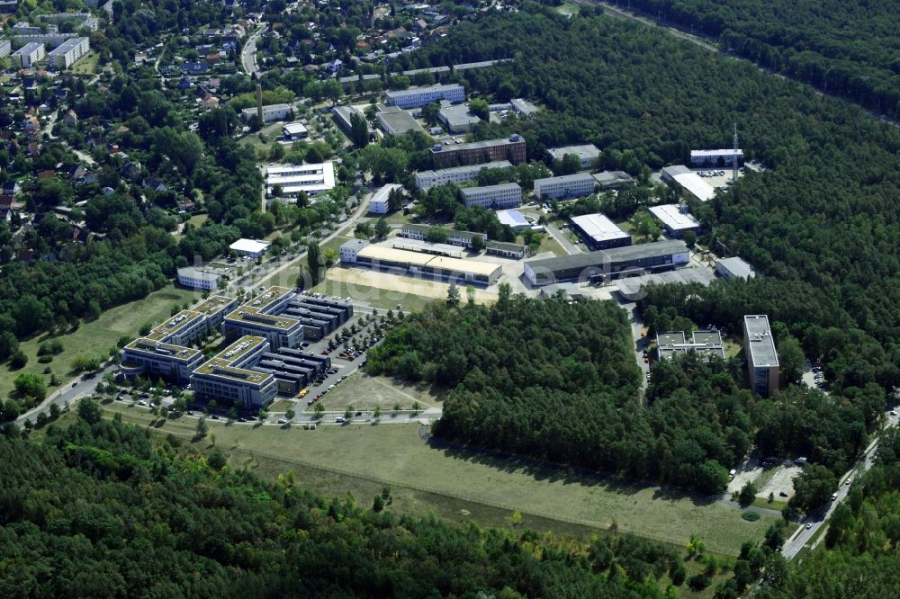 Berlin aus der Vogelperspektive: Campus des Innovationspark Wuhlheide ( IPW ) in Berlin - Köpenick
