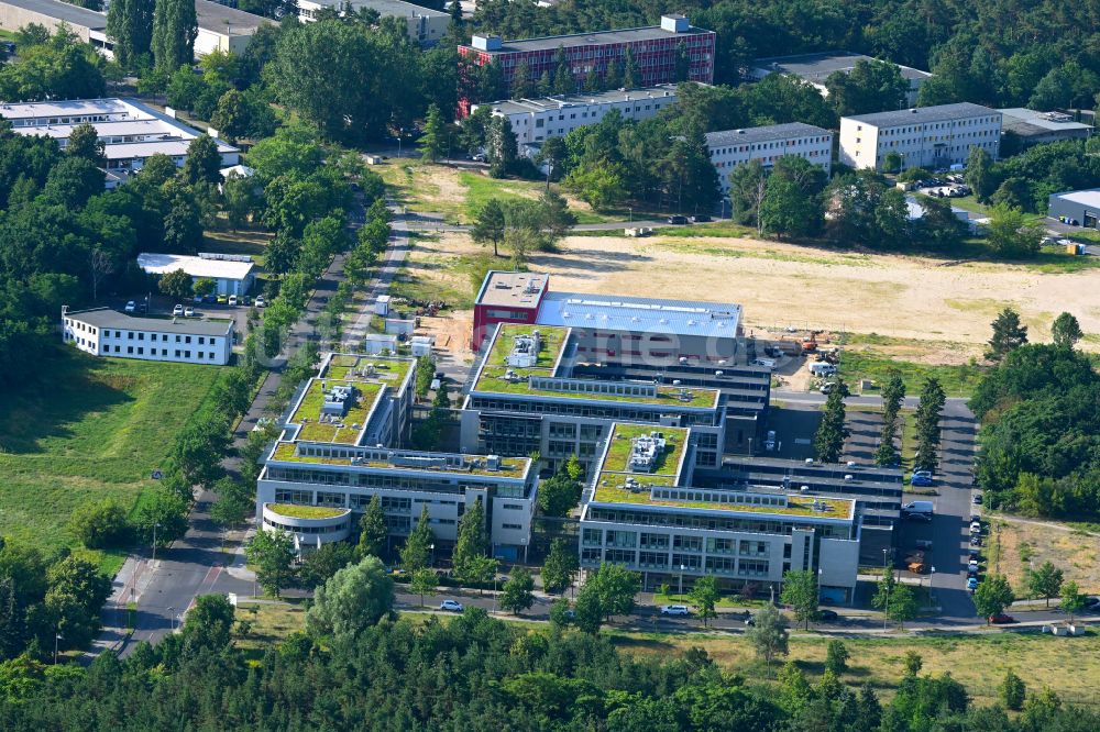 Luftbild Berlin - Campus des Innovationspark Wuhlheide ( IPW ) in Berlin - Köpenick