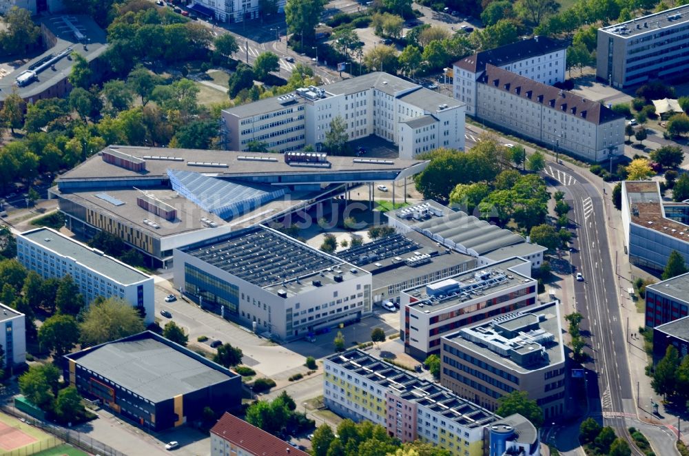 Luftaufnahme Magdeburg - Campus- Universitäts- Bereich Universitätsbibliothek - Otto-von-Guericke-Universität in Magdeburg im Bundesland Sachsen-Anhalt, Deutschland